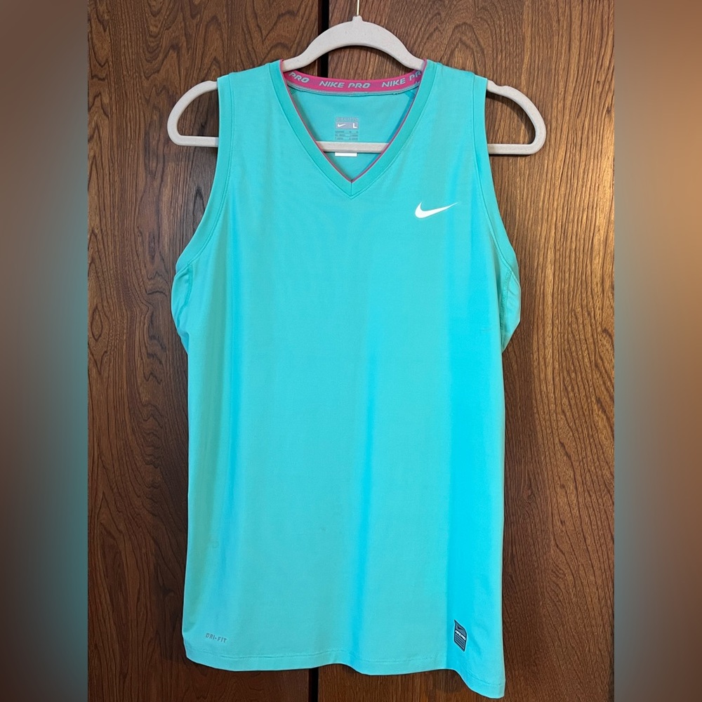 Nike Pro Fit Tank Size L